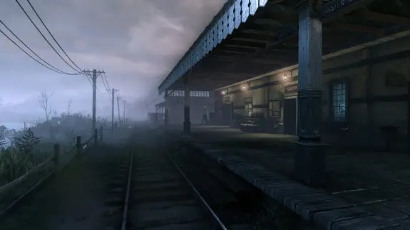 Am vernebelten Bahnhof verschwindet ein Zug auf mysteriöse Weise